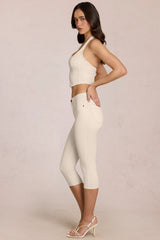 Mid-Rise Capri Jeans in Ivory