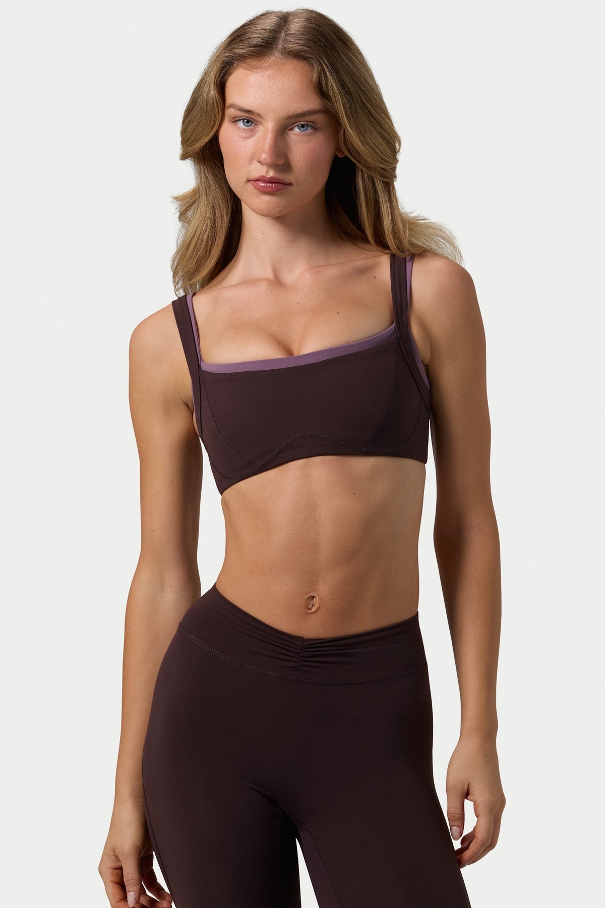 Soft Active Seam-Detail Sports Bra in Espresso